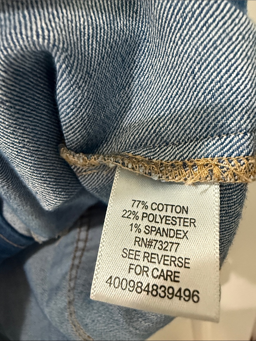 🥳 5 for $25 BUNDLE croft & barrow Blue Denim Jacket with Button Front - Picture 3 of 4